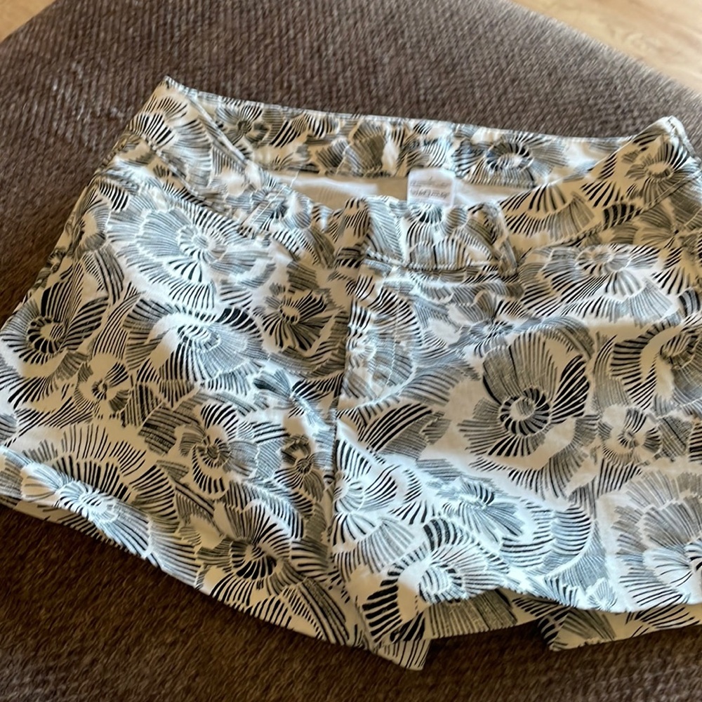 Shorts, size4 , never worn